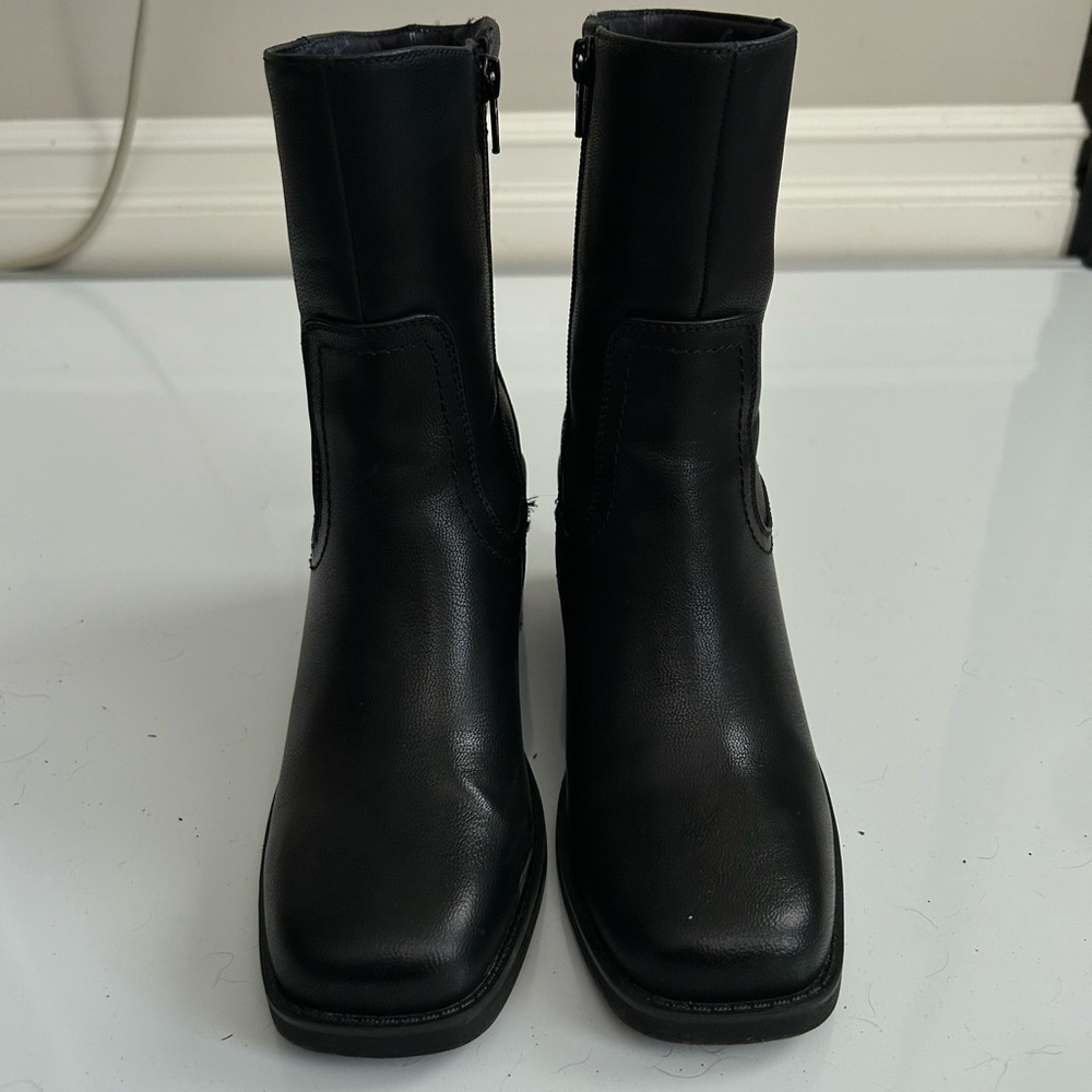 BareTraps McKenna mid calf boot